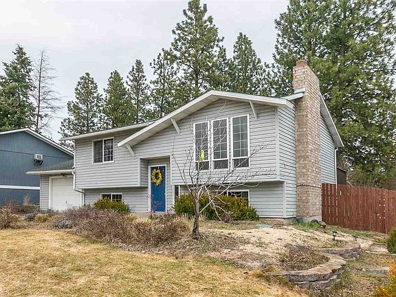 3rd image of 7714 N Brownsville Ct