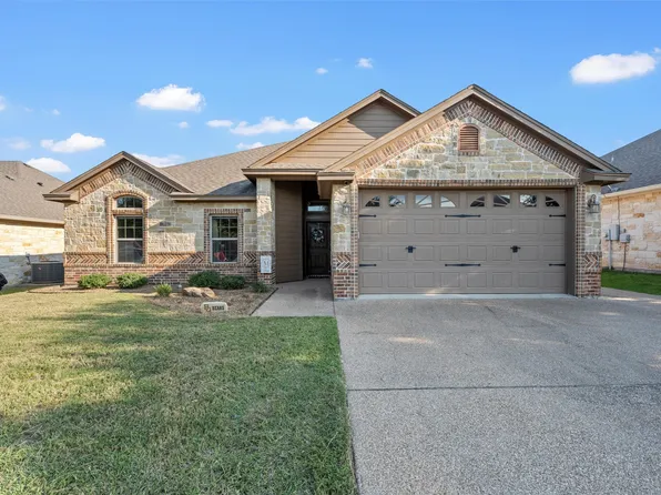 9916 Houston Dr, Woodway, TX 76712