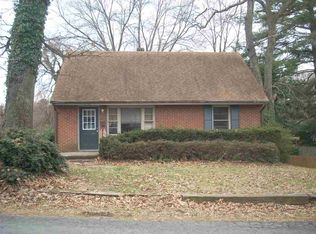 2727 Jefferson Park Ave, Charlottesville, VA 22903