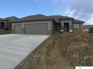 19626 Chandler St, Gretna, NE 68028
