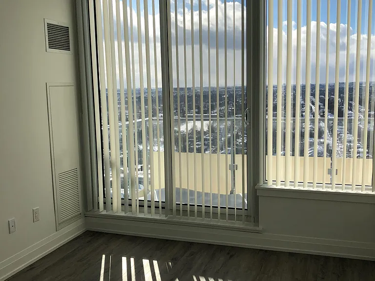75 Canterbury Pl #Penthouse 605 — Photo 22
