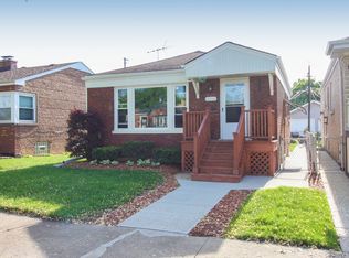 10520 S Whipple St, Chicago, IL 60655