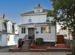 42 Sammet St, Everett, MA 02149