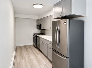 38 Cottage St #2, Rutland, VT 05701