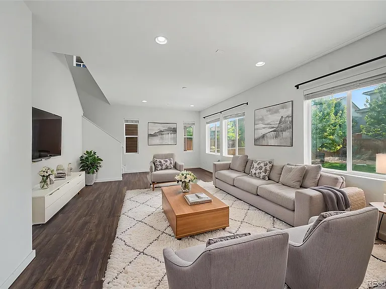 11071 Watermark Ave — Photo 4