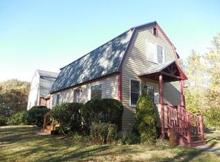 94 Bachelor St, WEST NEWBURY, MA 01985