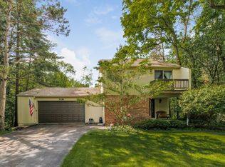 7118 Winding Trl, Brighton, MI