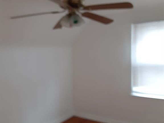 3rd image of 7021 Curtis St
