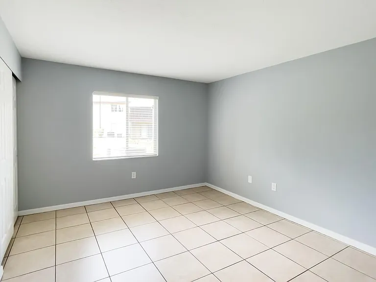 2708 Hidden Lake Blvd #B — Photo 9