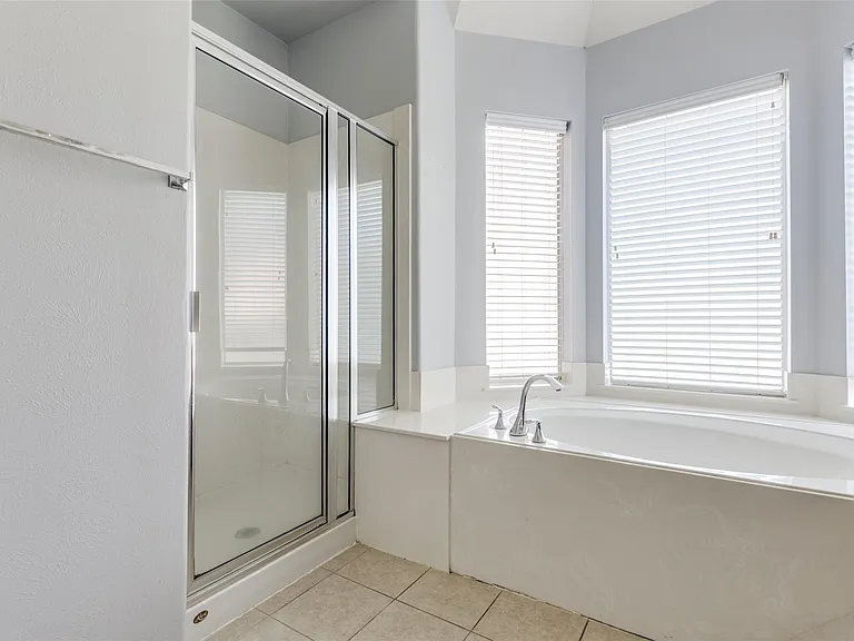 24915 Garnet Shadow Ln — Photo 6