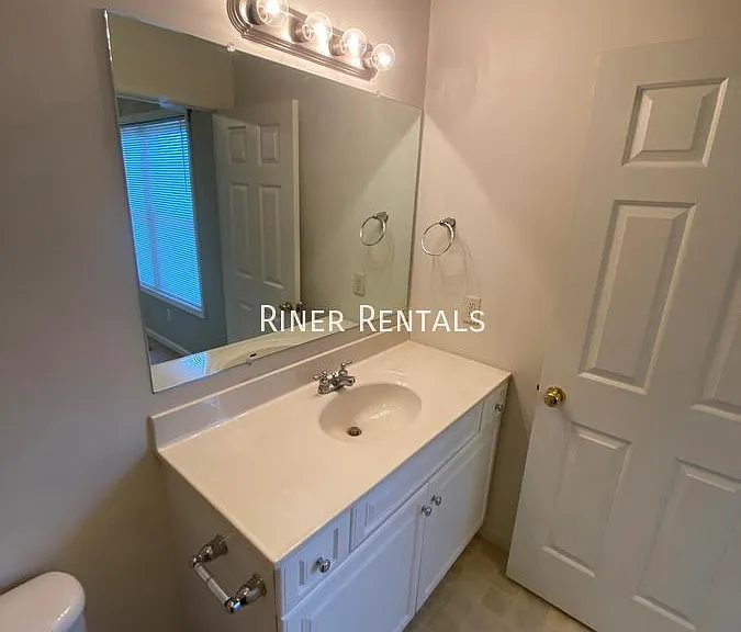 1411 Natural Spring Ln — Photo 26