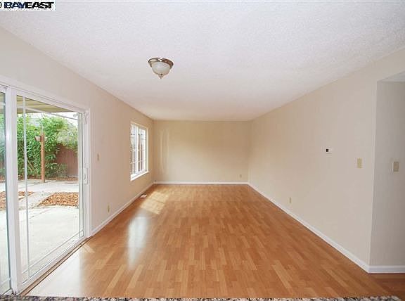 3rd image of 4544 Delores Dr