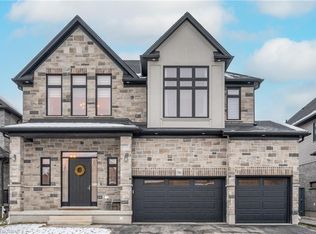 916 Redtail Ct, Kitchener, ON N2K0E4