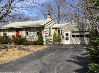 11 Donna St, Gorham, ME 04038