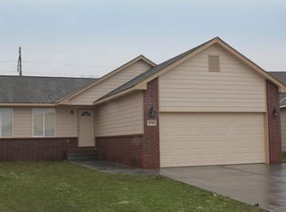 3903 W Angel St, Wichita, KS 67217