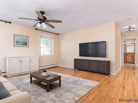 2nd image of 10 Josephine Dr #2D