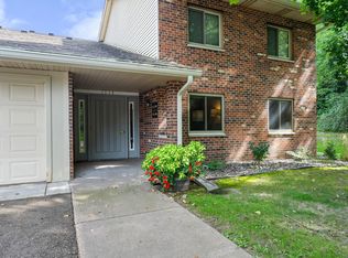 1574 Cohansey St APT 101, Saint Paul, MN 55117