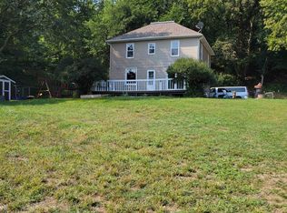 703 Rolling Hills Dr, Yankton, SD 57078