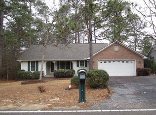 365 Spring Lake Dr, Pinehurst, NC 28374