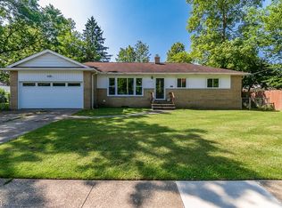 5930 Ridgebury Blvd, Mayfield Heights, OH 44124