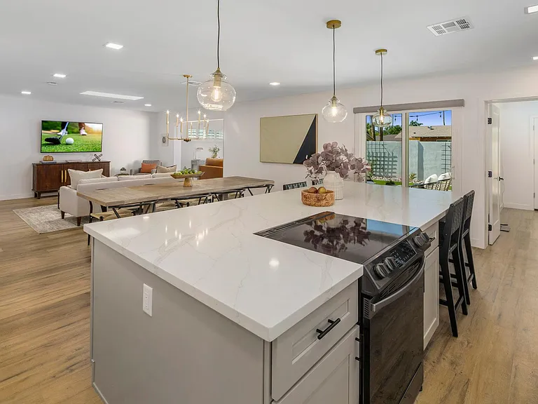 8238 E Mackenzie Dr — Photo 5
