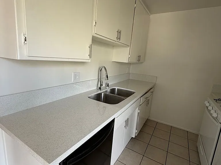 3726 Jasmine Ave — Photo 11