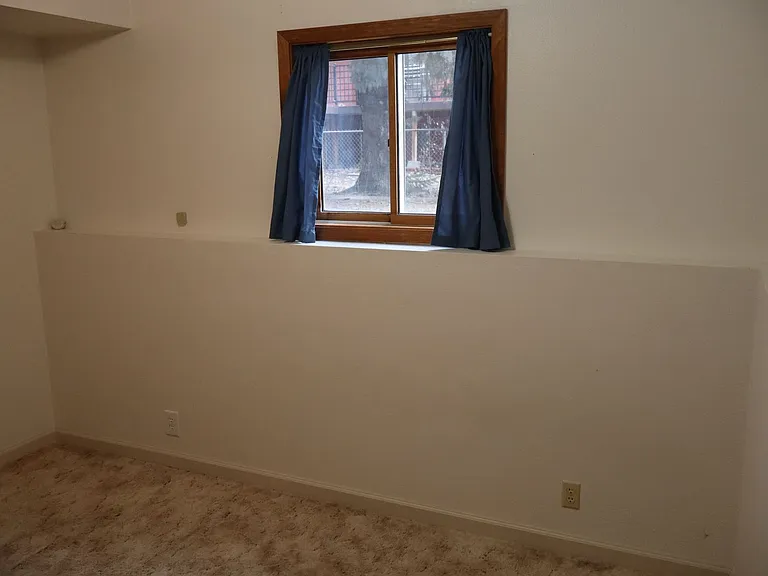 202 Arbour Dr — Photo 41