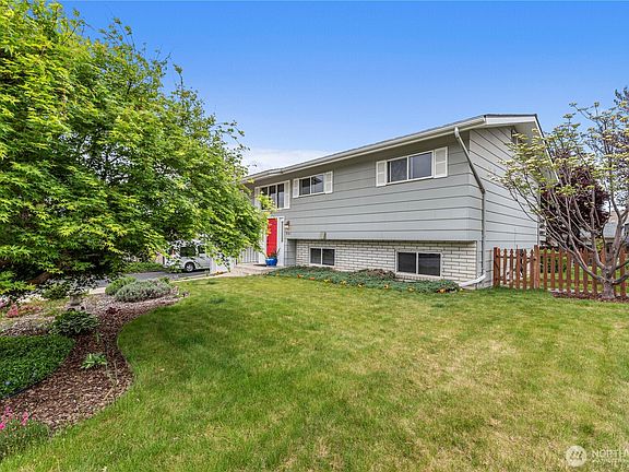 5th image of 701 Gormley Street NE