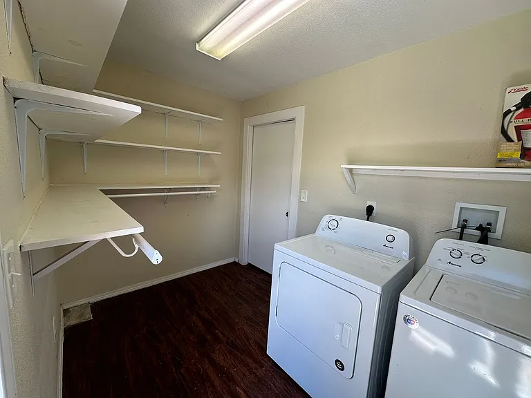 1619 Nolan St #B — Photo 16