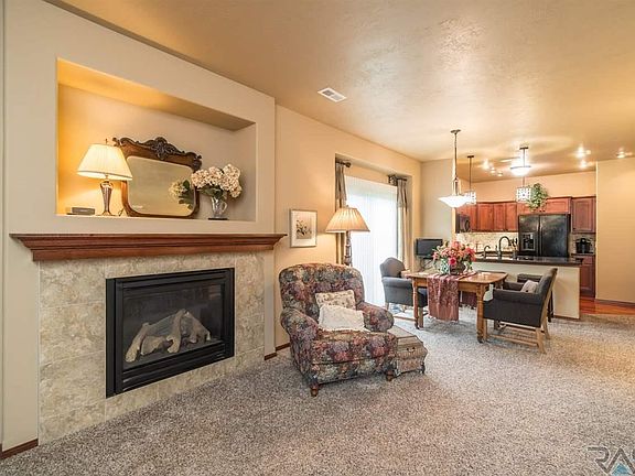 3rd image of 5308 S Cobblestone Pl 8