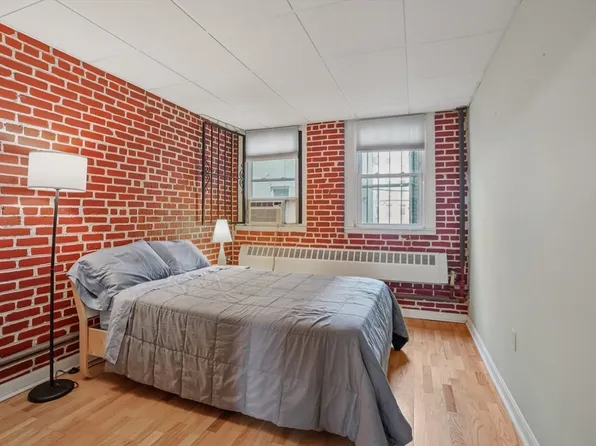 1641 Commonwealth Ave #20, Brighton, MA 02135