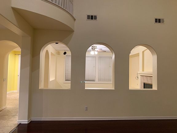 4th image of 7273 Canyon Glen Ct