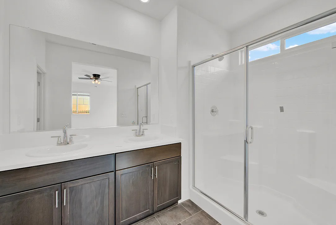 3 bed, 2.5 bath, 1868 sqft, $3,175 — Photo 4