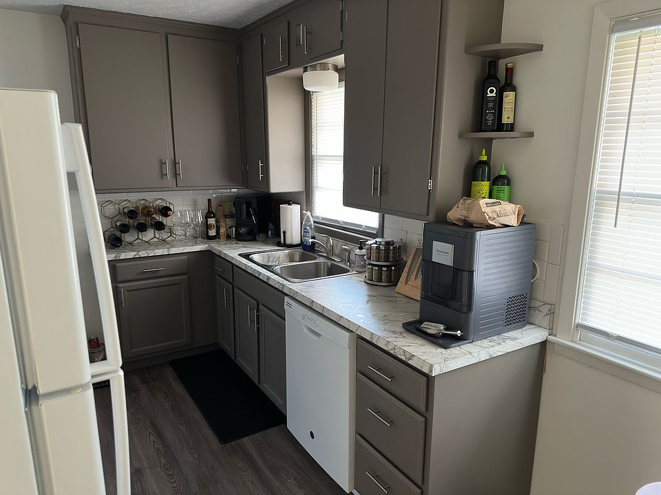 1st image of 1336 N 39th St