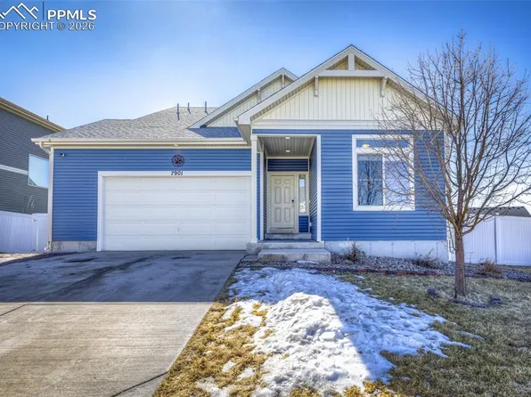 7901 Whistlestop Ln, Fountain, CO 80817