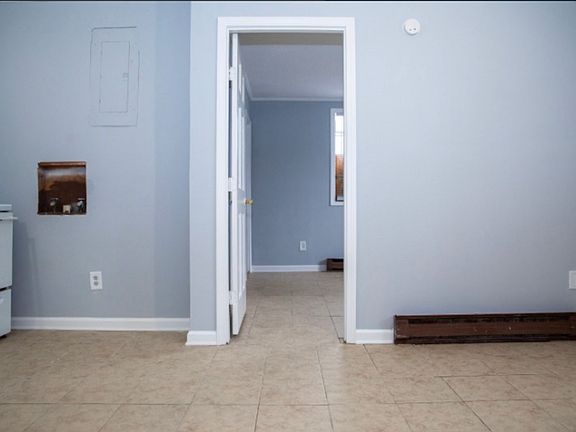 5th image of 4105 Ohear Ave #14