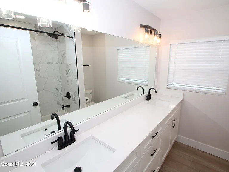 580 Pine Tree Dr — Photo 16