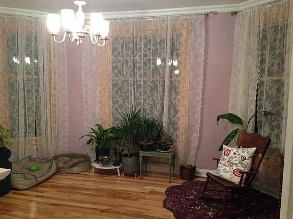 2nd image of 719 Forest Ave
