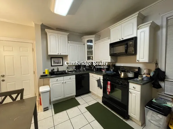 24 Sydney St #4, Somerville, MA 02145