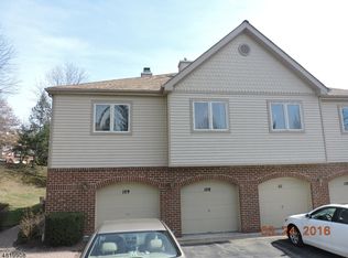 109 Sunrise Dr, Whippany, NJ 07981