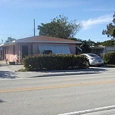 4th image of 1707 N Federal Hwy #1