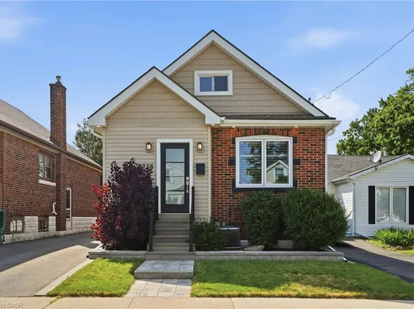 58 Tragina Ave S, Hamilton, ON L8K 2Z3
