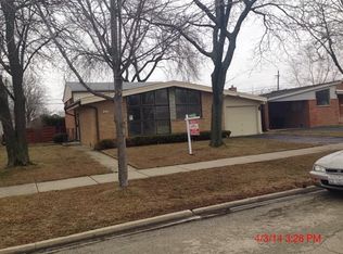 8528 W Bruce Dr, Niles, IL 60714