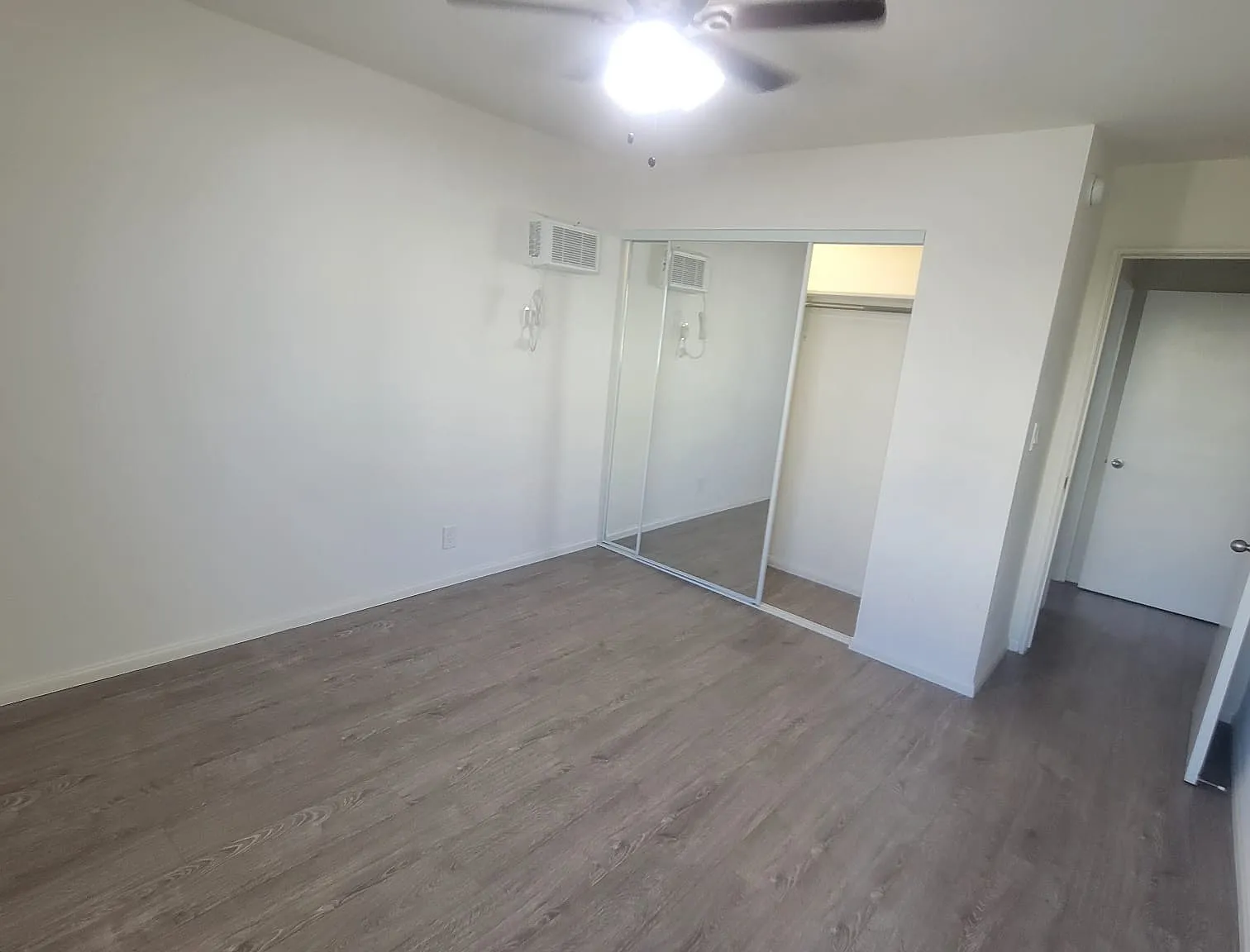 Federal Apartments — Photo 3