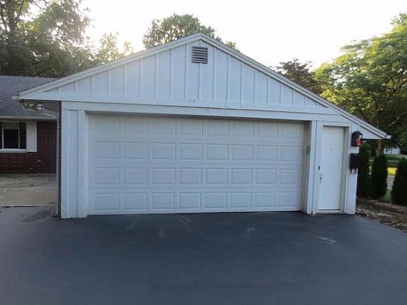 5th image of 2922 Hardale Blvd