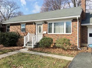633 W Berger St, Emmaus, PA 18049