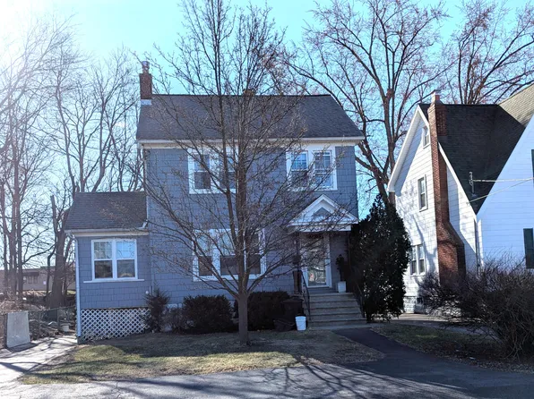 2 Woolard Avenue, Colonie, NY 12205