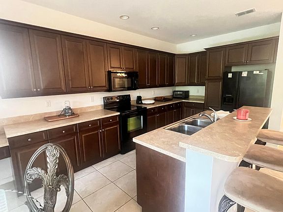 3rd image of 9212 Dupont Place