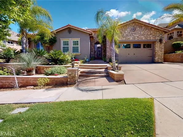 8133 Soft Winds Dr, Corona, CA 92883