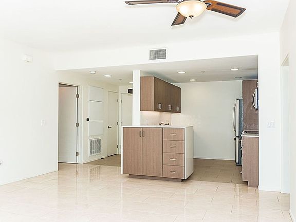 3rd image of 3100 6th Ave Unit 302